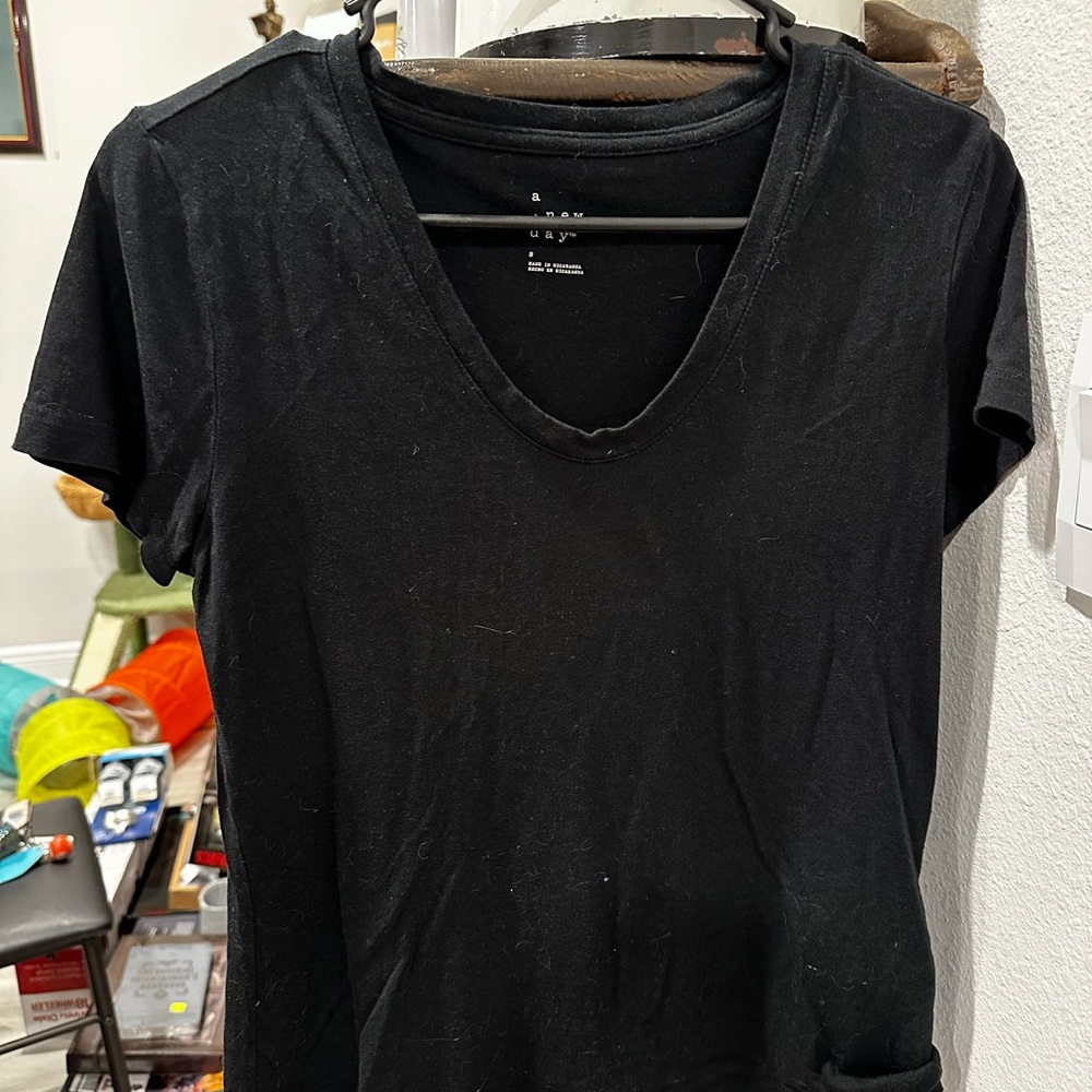Black V-Neck T-Shirt, size small
